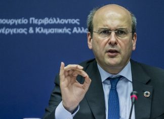 Χατζηδάκης για ΔΕΗ: Προσήλωση στο συμφέρον της εθνικής οικονομίας