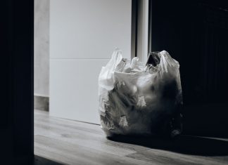 Πλαστική σακούλα – στοιχεία – πως κινείται το μέτρο, τι συμβαίνει στην αγορά