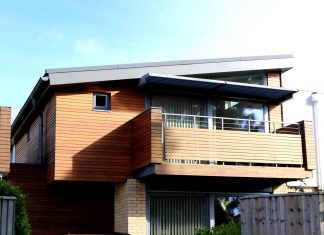 Οι βίλες, οι οφειλές και η νέα προσέγγιση για τα χρωστούμενα της ΔΕΗ