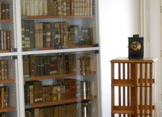 IHPST: Όλοι είναι ευπρόσδεκτοι στις φυσικές επιστήμες Βιβλιοθήκη IHPST