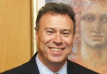 Αιχμές από τον Σγουρό κατά Μπακογιάννη για το Μεγάλο Περίπατο της Αθήνας Γιάννης Σγουρός