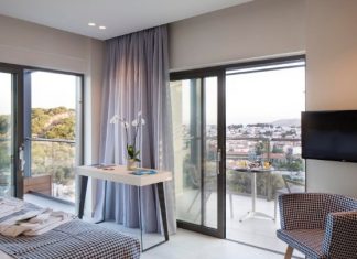 Νέο 5άστερο ξενοδοχείο στην Σκιάθο Νέο ξενοδοχείο Amira Luxury Suites στη Σκιάθο