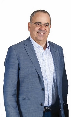 Γιάννης Ρεβύθης Γιάννης Ρεβύθης