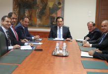 Μίνι υπουργικό υπό τον Άδωνι: Σε 2 μήνες το νέο πλαίσιο για τα υδατοδρόμια Διυπουργική σύσκεψη για τα υδροπλάνα