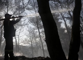 Σύσκεψη υπό τον πρωθυπουργό