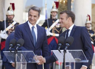 Γάλλους επενδυτές θέλει ο Κυριάκος – τί είπε στον Μακρόν (φωτογραφίες)