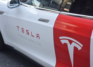 Η Tesla ψάχνει περιοχή για να φτιάξει μέγα-εργοστάσιο στη Γερμανία