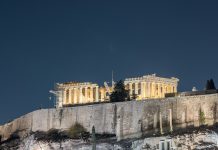 Ακρόπολη: ανελκυστήρας πλαγιάς αντί για αναβατόριο – δικαίωση economix