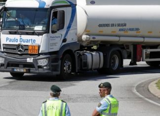 Απεργία βυτιοφόρων στη Πορτογαλία: Δελτίο στα καύσιμα Βυτιοφόρο