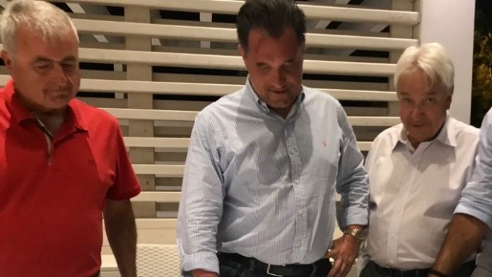 Ο Άδωνις Γεωργιάδης με τον Μερκούριο Αγγελιάδη στην Αφάντου Ρόδου