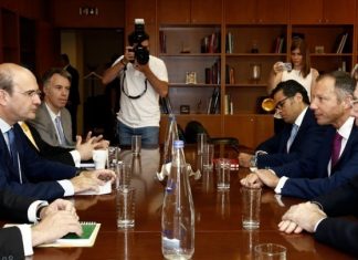 Η ενεργειακή συνεργασία ΗΠΑ – Ελλάδας στη συνάντηση Φραγκογιάννη με τον Φάνον Συνάντηση Χατζηδάκη - Φάνον στο ΥΠΕΝ