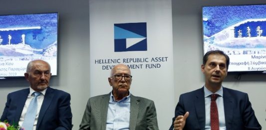 Υπογραφή σύμβασης παραχώρησης της Μαρίνας Χίου