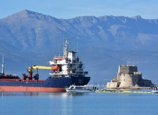 Ένωση Ελλήνων Εφοπλιστών: Η ελληνική ναυτιλία κατέχει το 21% του παγκόσμιου στόλου Φορτηγό πλοίο SIBELD