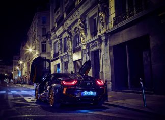 Έρχονται σπάνια ηλεκτρικά BMW στην αγορά The BMW i3 Edition Roadstyle and i8 Ultimate Sophisto Edition