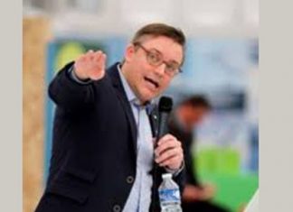 Σεθ Σουλτς: Ηλεκτρικά αυτοκίνητα, lobbying και κόστος