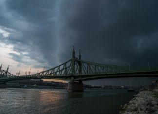 «Λίφτινγκ» με χάλυβα εξαφανίζει τη διάβρωση και τριπλασιάζει τη ζωή γεφυρών και άλλων γηρασμένων υποδομών