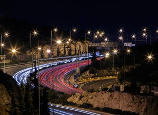 Αυξημένα κατά 10,5% τα έσοδα της Αττικής Οδού το πρώτο εξάμηνο