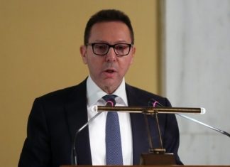 Στουρνάρας: Ορατός ο κίνδυνος για μία νέα κρίση χρέους στην ευρωζώνη