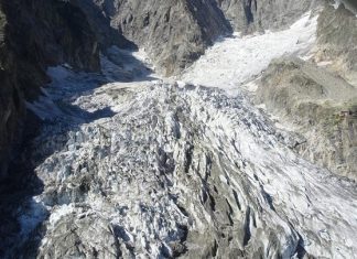 Στα πρόθυρα κατάρρευσης παγετώνας του Λευκού Όρους