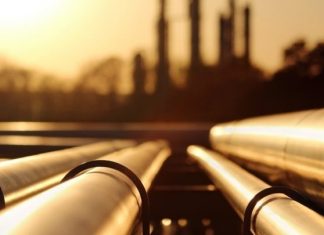 Το 96% των παραγωγών πετρελαίου και αερίου συνεχίζει να επενδύει σε κοιτάσματα