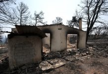 Μάτι: Το ΕΧΣ φέρνει κατεδαφίσεις – διχασμένη η κυβέρνηση, ανησυχούν οι κάτοικοι