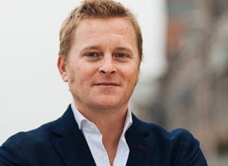 Είσοδος και 2ης εταιρείας ηλεκτρικών πατινιών στη Θεσσαλονίκη Τόρες Βελάτ, CEO της Hive