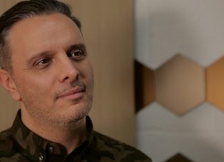 Ο Στηβ Βρανάκης από την Google, ειδικός σύμβουλος του πρωθυπουργού