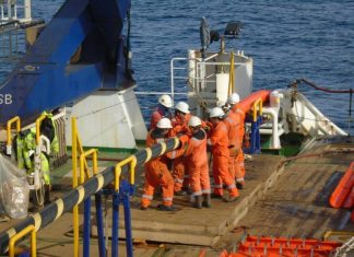 Νέα ώθηση στη διασύνδεση Κρήτης-Αττικής μετά τις υπογραφές