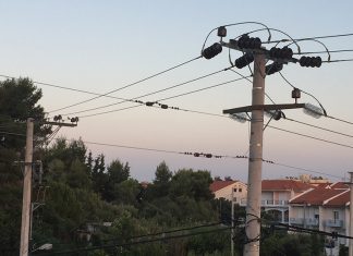 Το ΥΠΕΝ ζητά να προχωρήσουν οι διαδικασίες προμήθειας στύλων στον ΔΕΔΔΗΕ