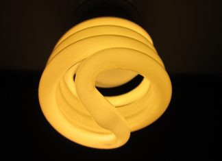 Έκθεση IEA για τις παγκόσμιες τάσεις στην ενεργειακή αποδοτικότητα