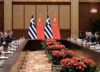 Δηλώσεις Μητσοτάκη-Τζινπίνγκ: «Προσήλωση» της Αθήνας στην επένδυση της Cosco