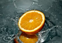 Το ελληνικό εργοστάσιο που εκμηδενίζει το ανθρακικό του αποτύπωμα