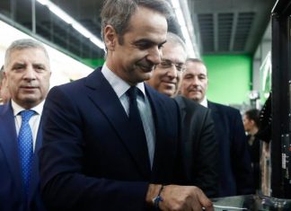 Στα εγκαίνια της μονάδας της ENVIPCO, Μητσοτάκης, Πάιατ και… Αντετοκούμπο