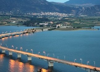 Καμπανάκι για την γέφυρα Σερβίων Καμπανάκι για την γέφυρα Σερβίων