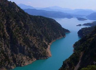 Διαχείριση των υδατικών πόρων: Παρουσιάστηκε το Πληροφοριακό Σύστημα παρόχων Σύσκεψη στο Μαξίμου για τα έργα στον Αχελώο