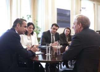 Εκ νέου έμφαση Πιερρακάκη στη σημασία της επένδυσης της Microsoft στην Ελλάδα