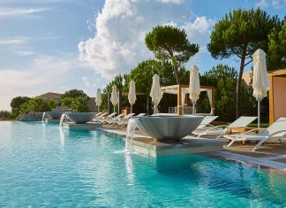 Costa Navarino: Πουλάει διαμερίσματα 120 τ.μ σε τιμή ευκαιρίας Costa Navarino