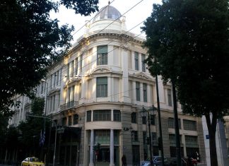 Αντίθετοι οι εμπορικοί σύλλογοι για το άνοιγμα των καταστημάτων στις 11 Μαΐου