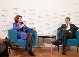 Τα «εγκώμια» και οι απαιτήσεις Μητσοτάκη για τη Δυτική Μακεδονία