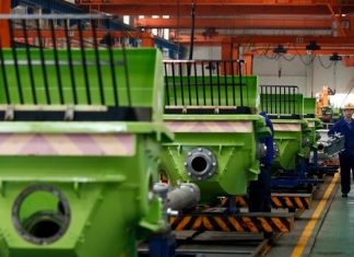 Κίνα: Συρρίκνωση της βιομηχανικής παραγωγής για πρώτη φορά από το 1990