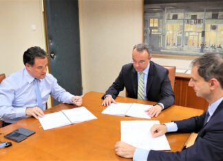 Έπεσαν οι υπογραφές για τη Μαρίνα Αλίμου