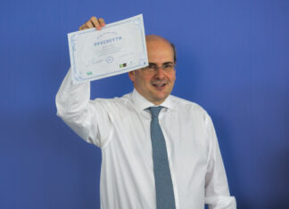 Πλαστικά μιας χρήσης: Τι αλλάζει με το ν/σ – Βαριά πρόστιμα