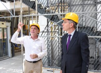 Στο νέο κτίριο του Κολλεγίου Ανατόλια που φτιάχνουν ΕΛΛΑΚΤΩΡ-ΤΟΜΗ o Geoffrey Pyatt (εικόνες)