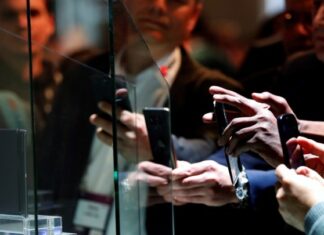 Η παγκόσμια αγορά smartphones ανακάμπτει με αύξηση 7%