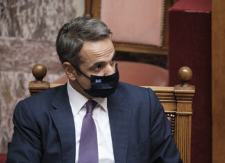 5 φορολογικές και ασφαλιστικές ελαφρύνσεις για εργαζόμενους και επιχειρήσεις ανακοίνωσε ο πρωθυπουργός.