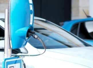 Σταθμοί Φόρτισης Ηλεκτρικών Αυτοκινήτων: οδηγίες ΥΠΕΝ σε δήμους για τη χωροθέτηση – ΟΛΟ το κείμενο