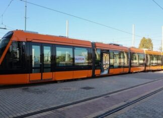 Οι πρώτοι 25 νέοι συρμοί του ΤΡΑΜ στο Αμαξοστάσιο του Ελληνικού