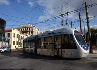 ΤΡΑΜ: Τον Νοέμβριο ξεκινάει δρομολόγια στον Πειραιά – Το καλοκαίρι το μετρό Πειραιάς-αεροδρόμιο σε 50 λεπτά