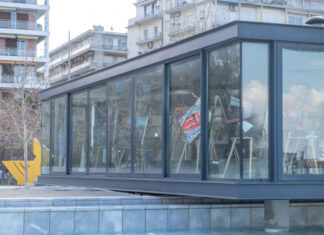 Εικαστικές δημιουργίες ξαφνιάζουν τους περιπατητές της Νέας Παραλίας στη Θεσσαλονίκη