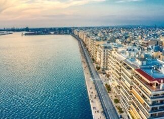 Δήμος Θεσσαλονίκης: Καταργείται ο ποδηλατόδρομος της Λ. Νίκης – Λειτουργεί χωρίς άδεια